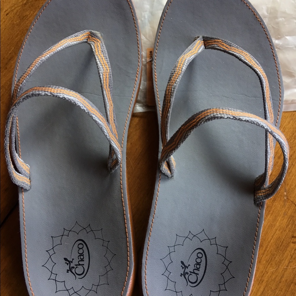 Chaco Abby Flip “Collegiate Sun” size 7